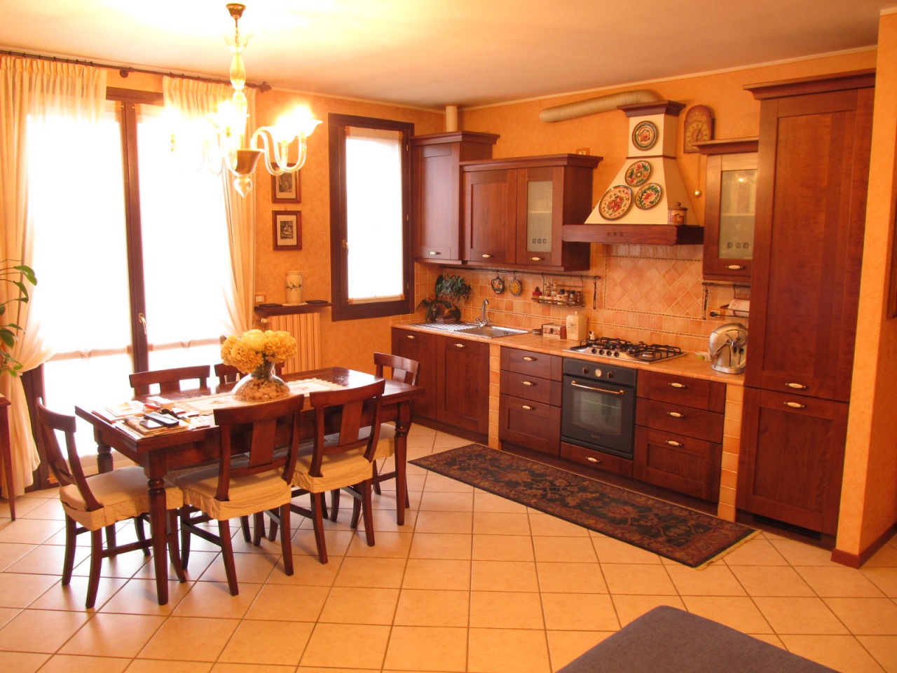 arredare un soggiorno piccolo con angolo cottura: soggiorno con ... - Arredamento Piccolo Soggiorno Con Angolo Cottura 2 arredare un soggiorno piccolo con angolo cottura: soggiorno con ... - Arredamento Piccolo Soggiorno Con Angolo Cottura 2