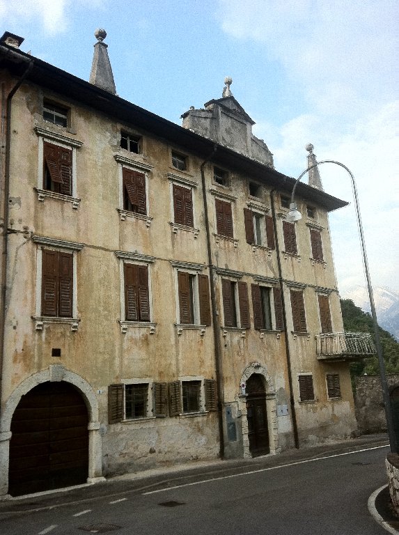 Vendita Palazzo/Stabile Trento Povo