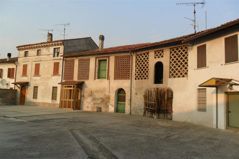 Vendita Rustico/Casale Casaloldo Casaloldo - Centro