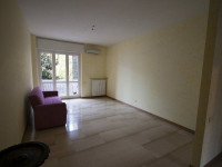 TRILOCALE IN VENDITA