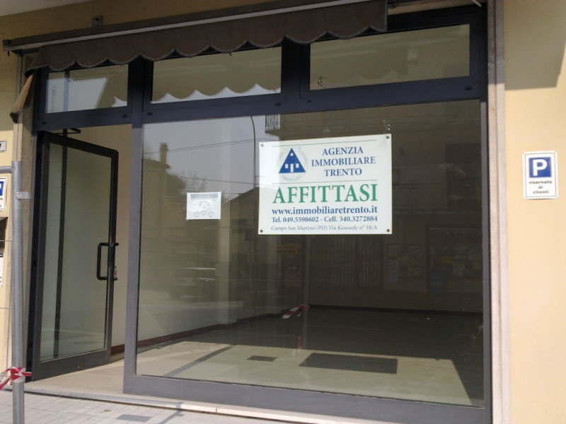 Affitto Negozio Curtarolo Curtarolo - Centro