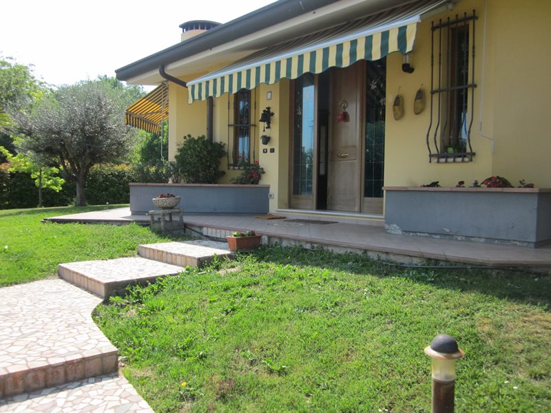 Vendita Casa indipendente Villa Estense Villa Estense