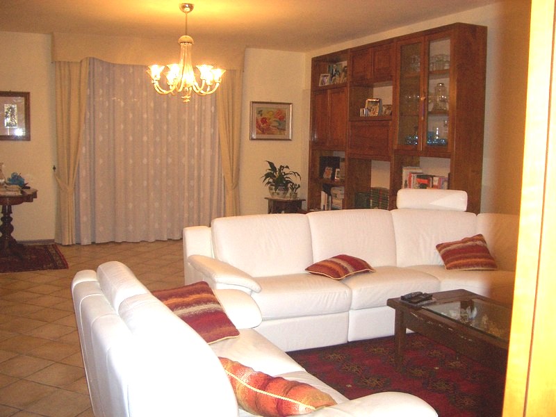 Vendita Casa indipendente Lusia Lusia - Centro