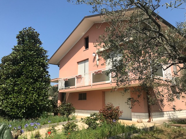 vendita villa santarcangelo di romagna santarcangelo di romagna 320000 euro 250 mq