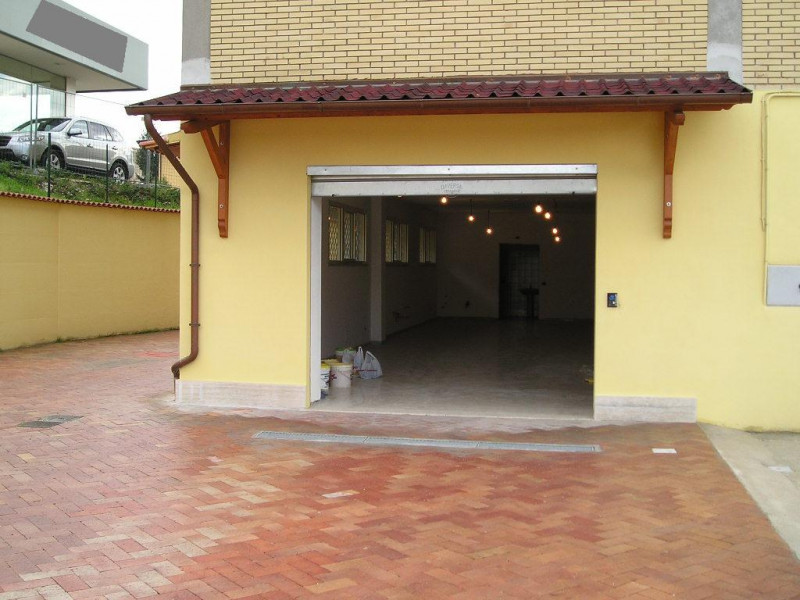 Negozio - Loc.Com. FROSINONE affitto  Periferia  GB Immobiliare del Dott. Gianni Bruni - Bruni