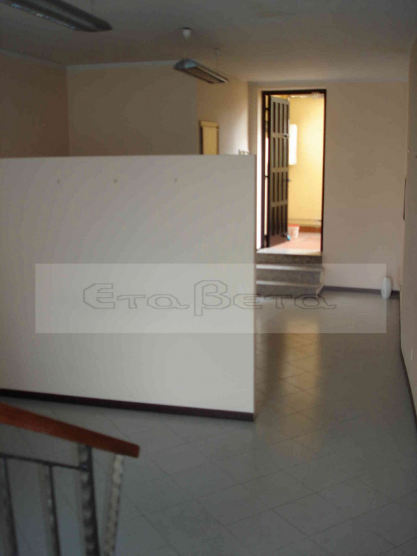 Negozio - Loc.Com. PADOVA vendita  Savonarola Savonarola Eta Beta Immobiliare