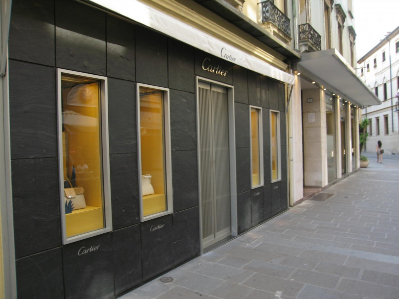 Negozio - Loc.Com. PADOVA affitto  Centro Storico  Immobiliare Cerno