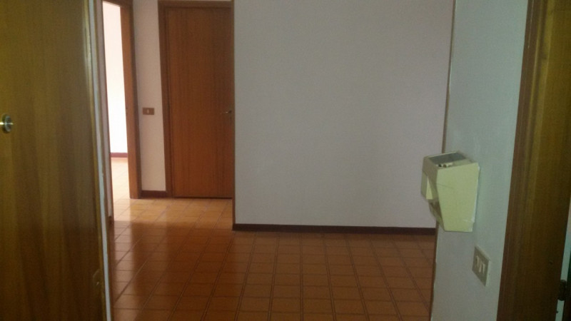 Ufficio - Loc.Com. PALERMO affitto  Palermo - Centro Via Sampolo Mediterranea Real Estate