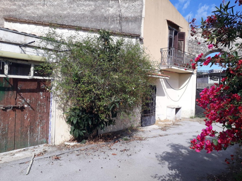  palermo affitto quart:  mediterranea-real-estate