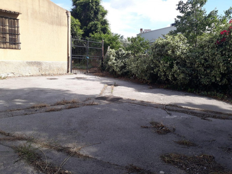 Capannone Commerciale PALERMO affitto   Viale Michelangelo 1632 Mediterranea Real Estate