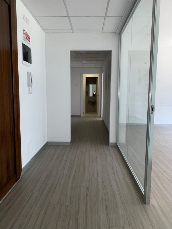 Ufficio - Loc.Com. PADOVA affitto  Centro Storico Zona Piazza Insurrezione NUOVACASA IMMOBILIARE S.N.C.