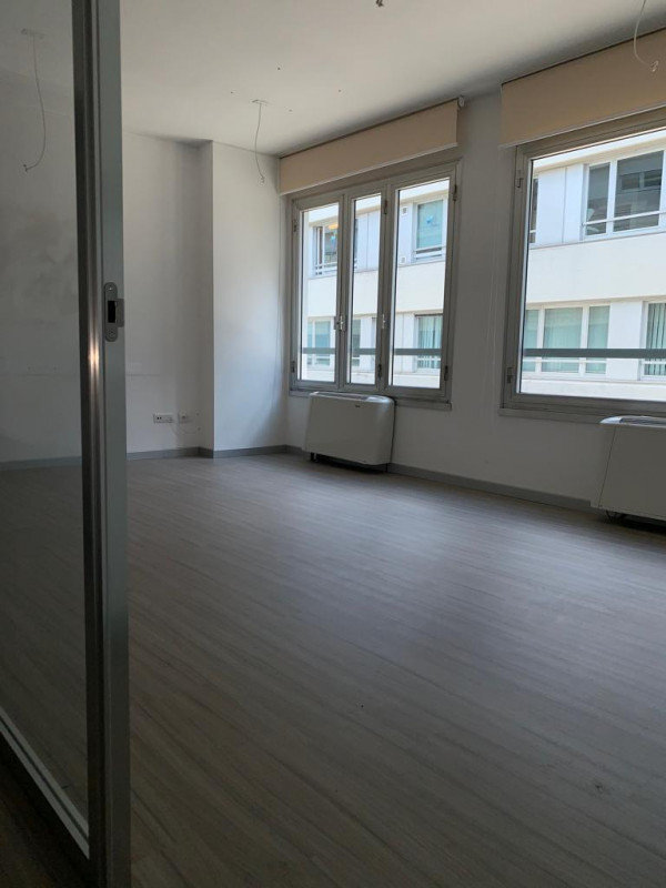 Ufficio - Loc.Com. PADOVA affitto  Centro Storico Zona Piazza Insurrezione NUOVACASA IMMOBILIARE S.N.C.