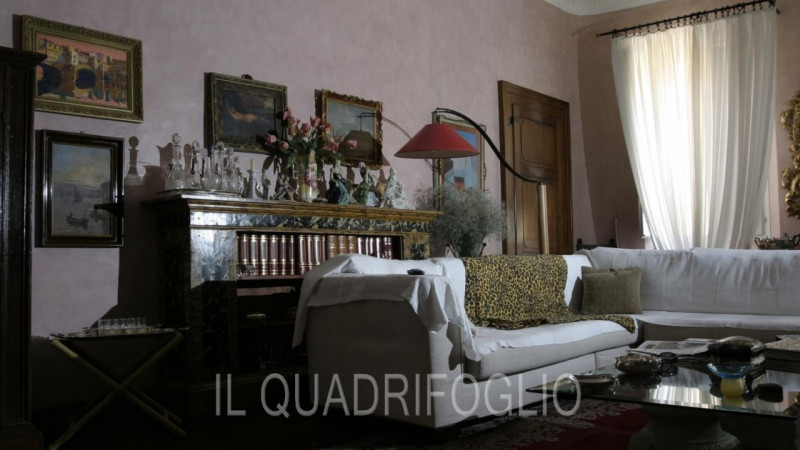 Stabile intero - Palazzo CESENA vendita  Centro Storico C.so Ubaldo Comandini Immobiliare Quadrifoglio srl