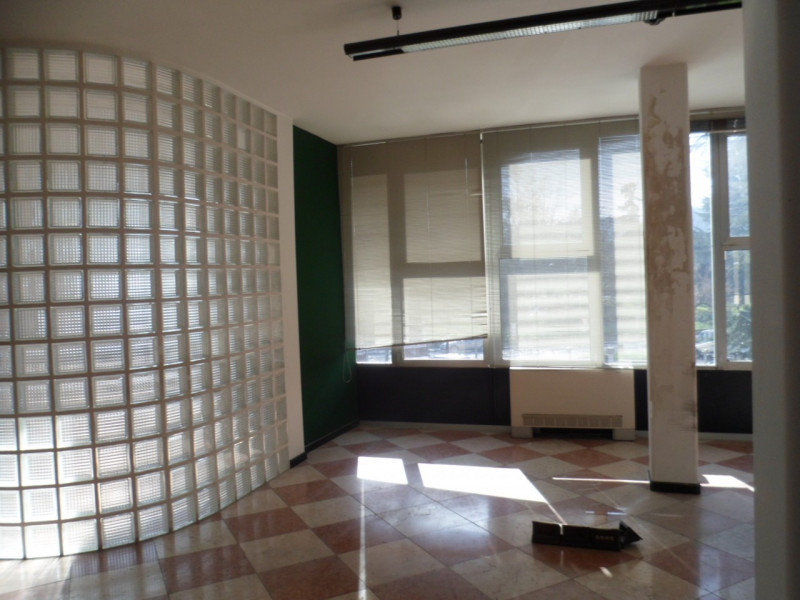 Ufficio - Loc.Com. VICENZA affitto  Piazzale Verdi piazzale verdi Jolly Uno Immobiliare s.a.s.