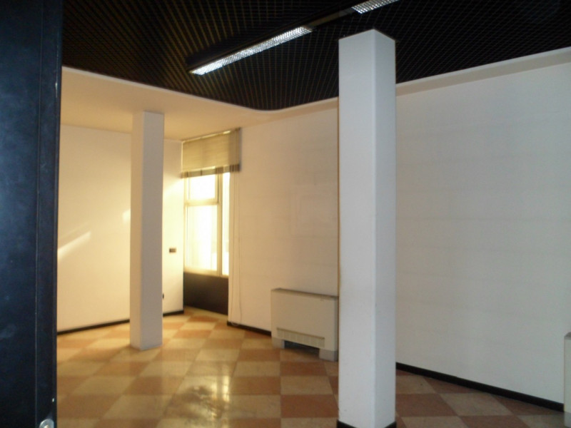 Ufficio - Loc.Com. VICENZA affitto  Piazzale Verdi piazzale verdi Jolly Uno Immobiliare s.a.s.