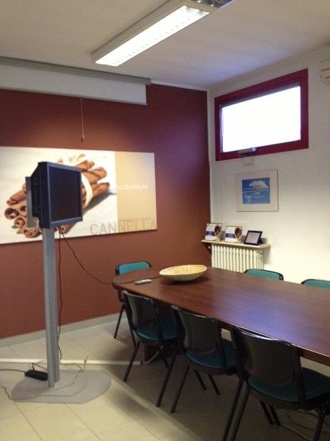 Ufficio - Loc.Com. PADOVA affitto  Zona Industriale Est via lisbona Erreti s.r.l.