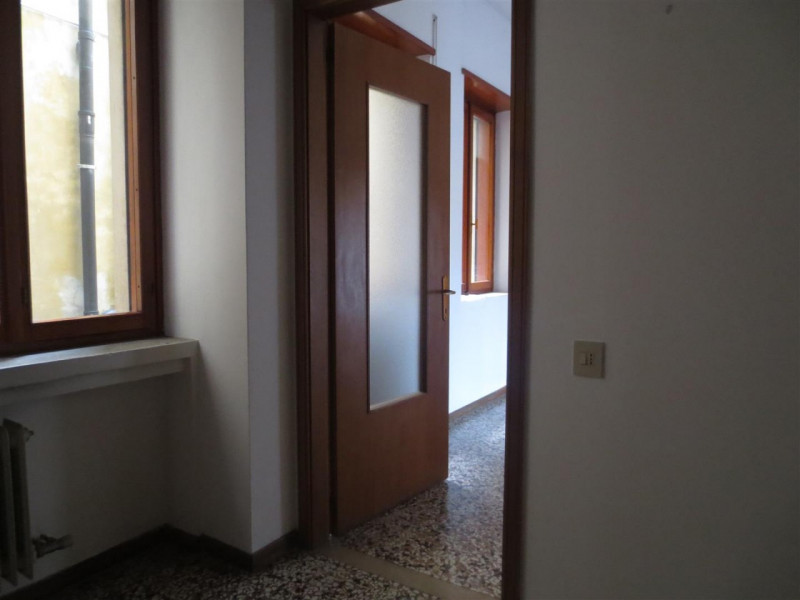 Ufficio - Loc.Com. VICENZA affitto  Centro Storico Contrada Apolloni Agenzia Vicenza Centro S.R.L.