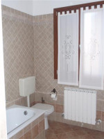 casa a schiera in vendita Badia Polesine foto 003__bagno.jpg