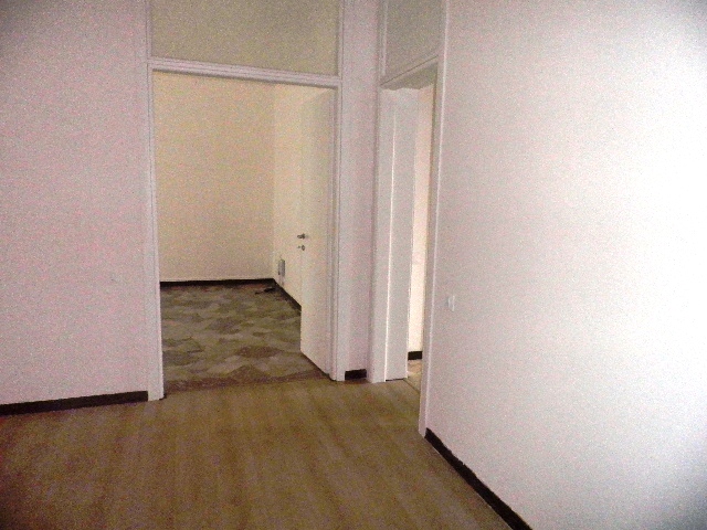 Ufficio - Loc.Com. VICENZA affitto  Centro Storico viale  Milano AGENZIA VICENZA sas di Marchetti Francesco via legione antonini