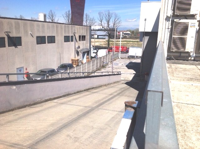 Capannone Commerciale PADOVA vendita  Padova - Est  Erreti s.r.l.