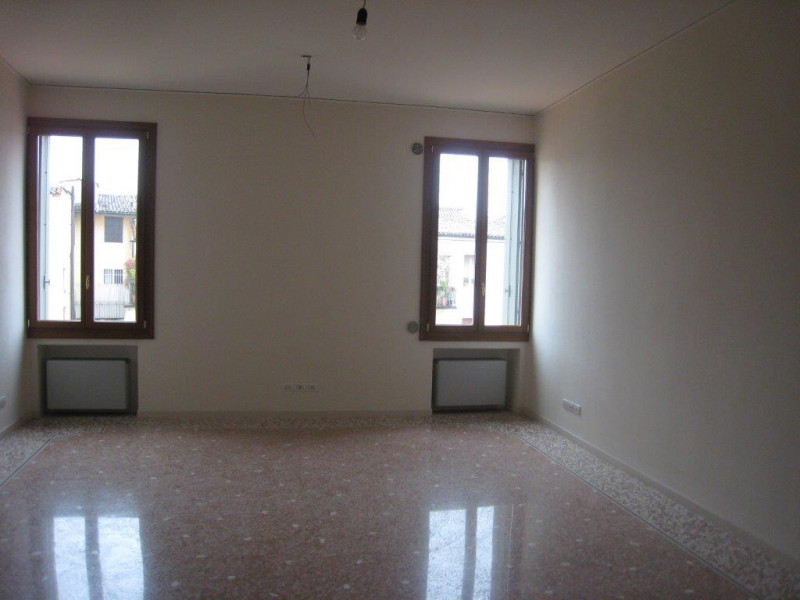 Appartamento VICENZA vendita  Vicenza - Centro contra mure porta castello Jolly Uno Immobiliare s.a.s.