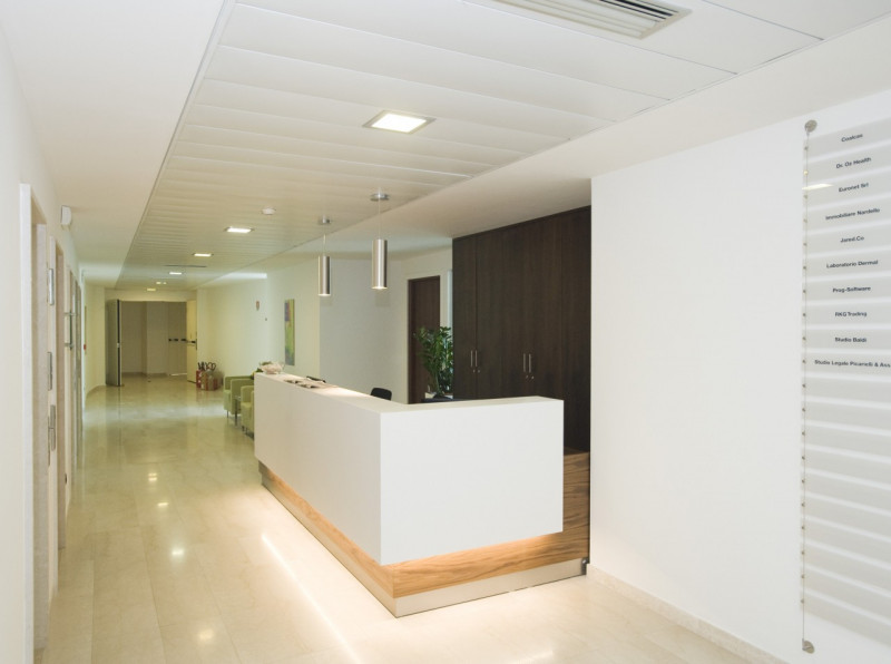 Ufficio - Loc.Com. MILANO affitto  Stazione Centrale via Vittor Pisani Giordano Immobiliare Sas