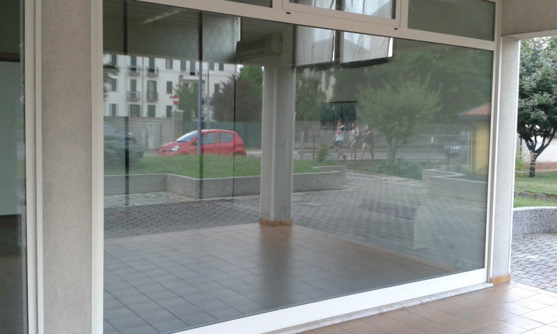 Affitto attività commerciale in buone condizioni Via A.gramsci zona Mira - Centro a Mira (VE) 45 mq