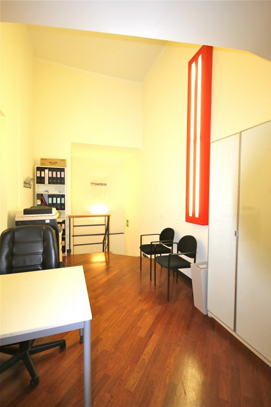 Ufficio - Loc.Com. GENOVA affitto  Centro Storico Vico Carmagnola Veneta Immobiliare di Erika Zemolin