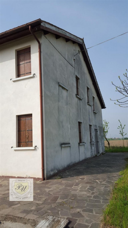 Villa Unifamiliare - Indipendente VILLA ESTENSE vendita  Villa Estense Via Fornasette di Sopra Immobiliare Principe Umberto