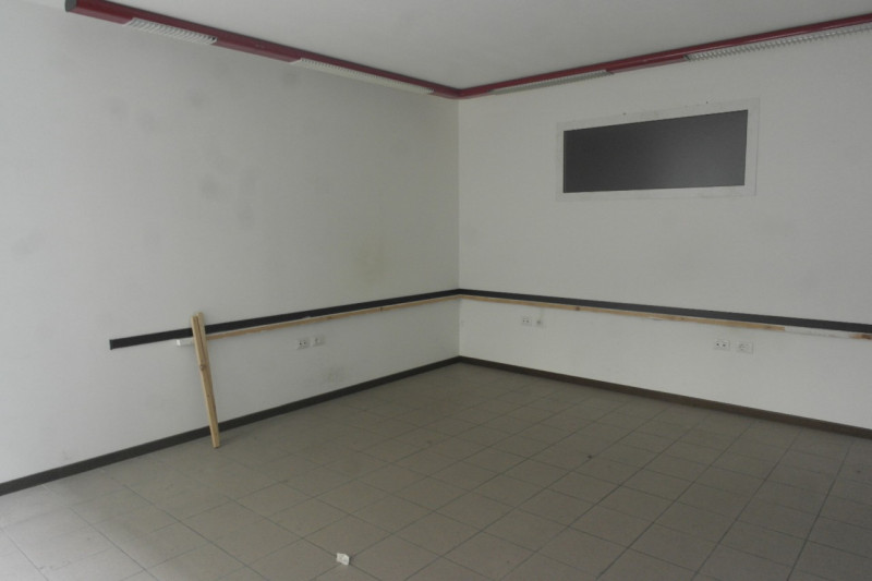 Ufficio - Loc.Com. VICENZA affitto  Viale Trento  MODO IMMOBILIARE di Asset Immobiliare snc di Valente Eleonora Alessandra & C.