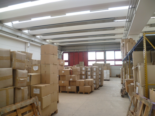 Capannone Commerciale PADOVA affitto  Zona Industriale Est PADOVA-ZONZ INDUSTRIALE RIF 223 La Piramide Agenzia Immobiliare