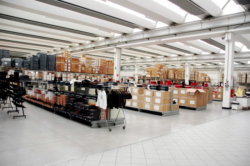 Capannone Commerciale PADOVA vendita  Zona Industriale Est  Erreti s.r.l.