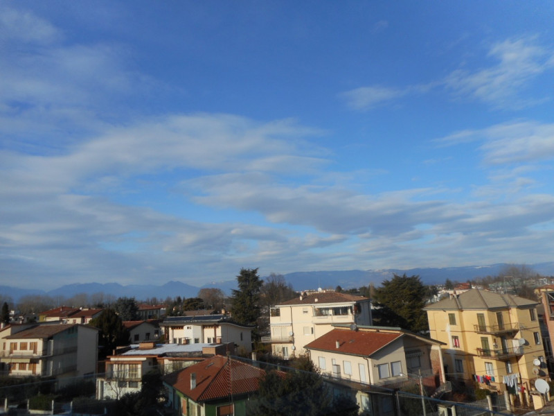 Attico VICENZA vendita  Viale Trento viale ortigara Jolly Uno Immobiliare s.a.s.