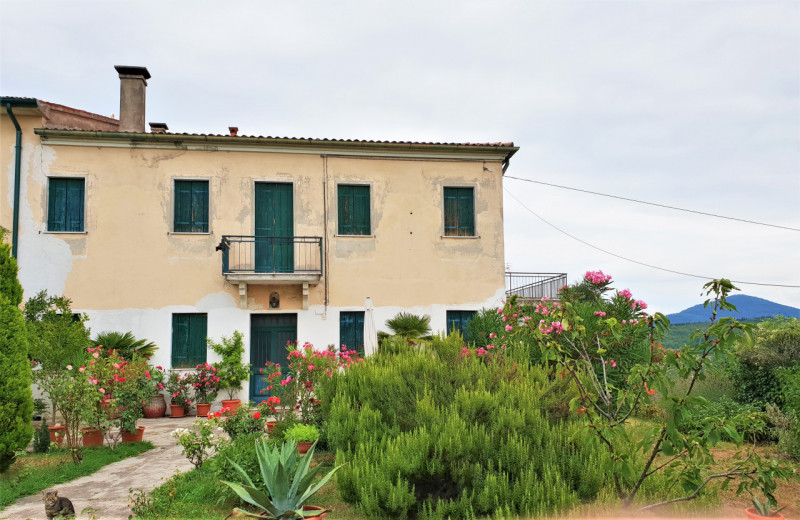  baone vendita quart: baone immobiliare principe umberto