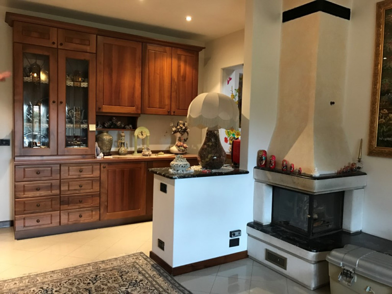 Villa Unifamiliare - Indipendente URBANA vendita   Via Roma Immobiliare Principe Umberto