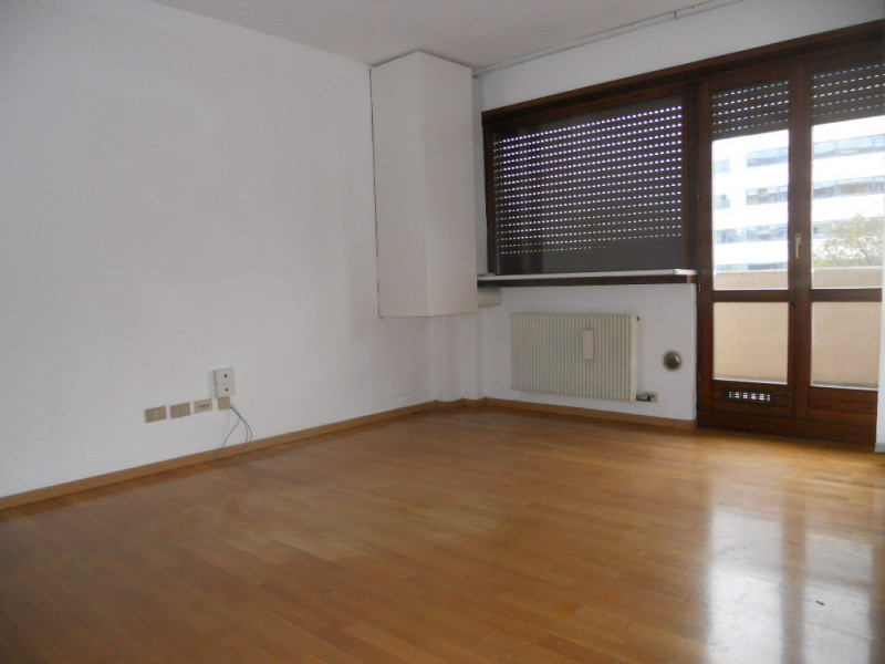  trento affitto quart: trento nord la-torre-snc-di-pallanch-monica-&-c.