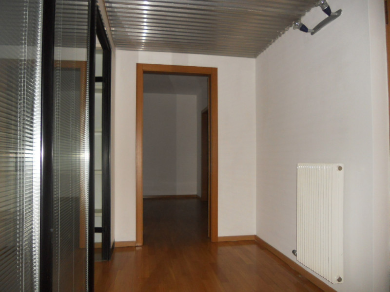 Ufficio - Loc.Com. TRENTO affitto  Trento Nord VIA GUARDINI La Torre snc di Pallanch Monica & C.