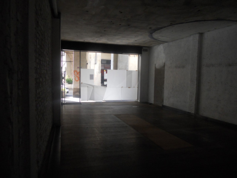 Negozio - Loc.Com. PADOVA affitto  Centro Storico via martiri libertà Agenzia Immobiliare San Fermo