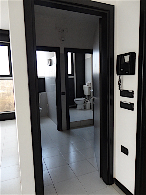 Ufficio - Loc.Com. PADOVA affitto  Padova Uno Via Savelli Agenzia Immobiliare Petrarca