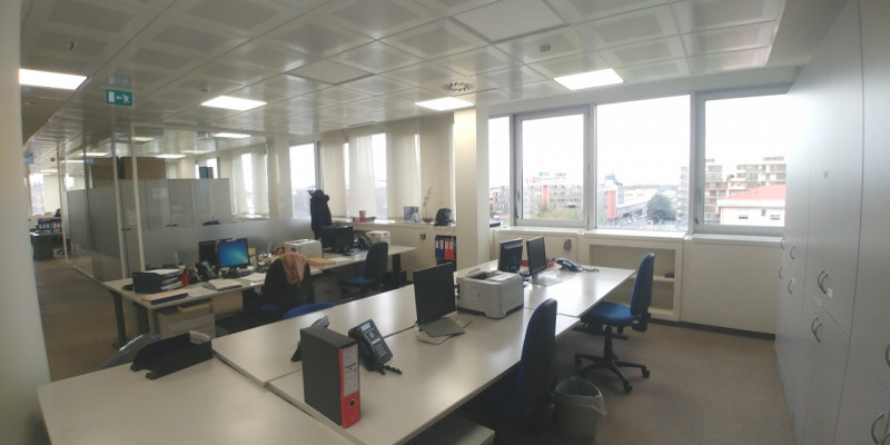 Ufficio - Loc.Com. MILANO affitto  Corvetto  Immobili Servizi Immobiliari s.a.s.