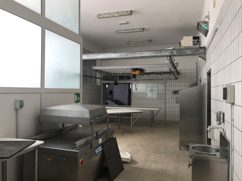 Capannone Commerciale TRIESTE vendita  Periferia Via Flavia URBAN REAL ESTATE S.R.L.