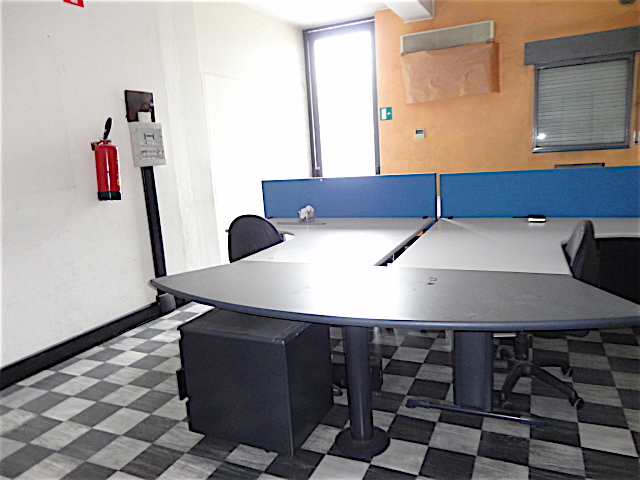 Ufficio - Loc.Com. PADOVA affitto  Padova Uno Via Savelli Agenzia Immobiliare Petrarca