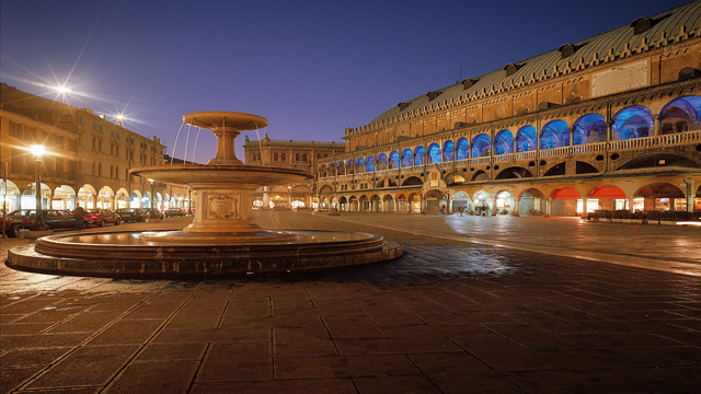 Negozio - Loc.Com. PADOVA affitto  Centro Storico centro storico piazze Immobiliare Cerno