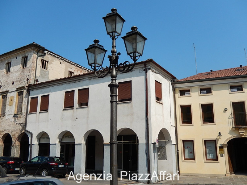 Stabile intero - Palazzo PIOVE DI SACCO vendita  Piove di Sacco - Centro Piove di Sacco - Centro Storico PiazzAffari di Dal Santo Renato