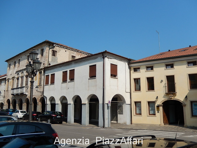 Stabile intero - Palazzo PIOVE DI SACCO vendita  Piove di Sacco - Centro Piove di Sacco - Centro Storico PiazzAffari di Dal Santo Renato