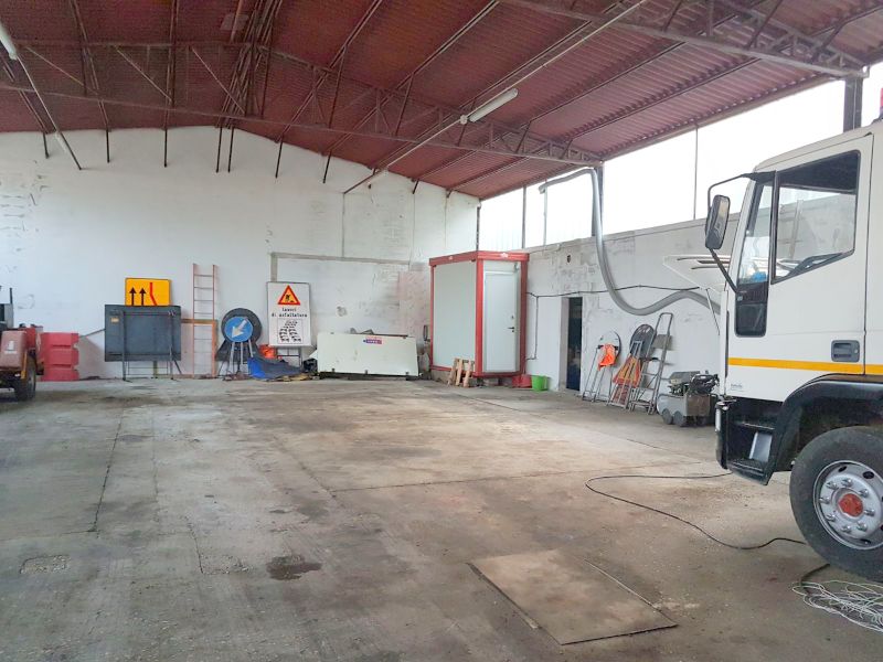 Capannone Commerciale PADOVA vendita  San Lazzaro via Sella Ad Casa Padova di Dardilli Nicoletta