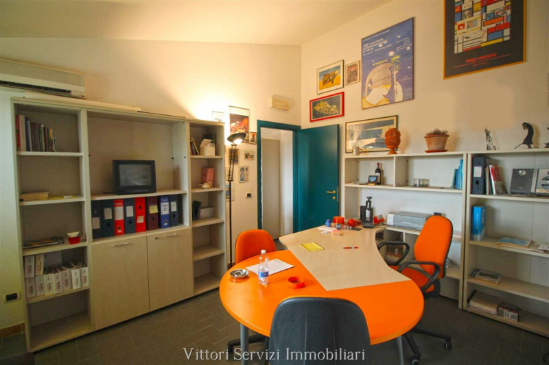 Vendita ufficio in ottime condizioni Via Del Poggiolo a Torrita Di Siena (SI) 52 mq