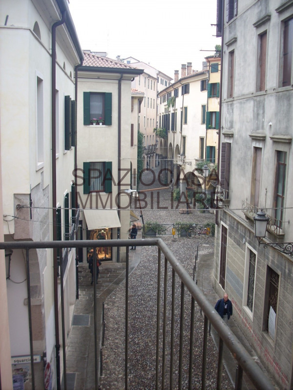  padova affitto quart: centro storico spaziocasa-immobiliare-sas