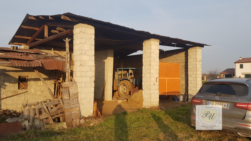 Villa Unifamiliare - Indipendente VIGHIZZOLO D