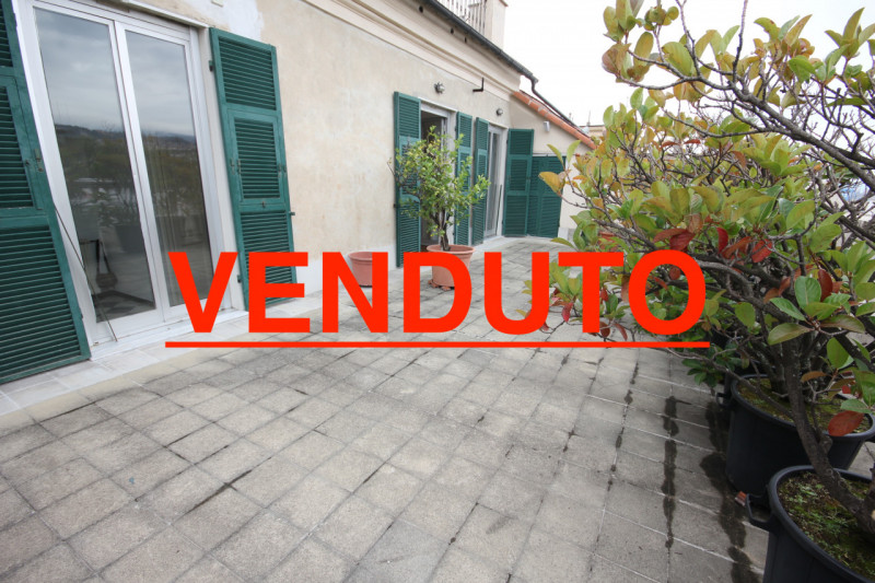 Vendita attico / mansarda da ristrutturare Via Roma zona Centro a Genova (GE) 175 mq